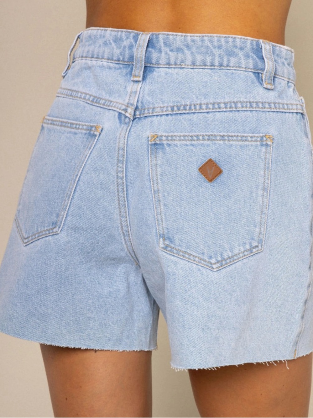 A brand venice denim shorts
